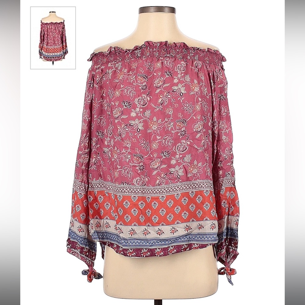 BeachLunchLounge Off the Shoulder Top in Small